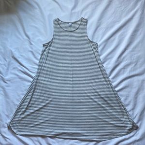 Old Navy gray/white striped knit dress